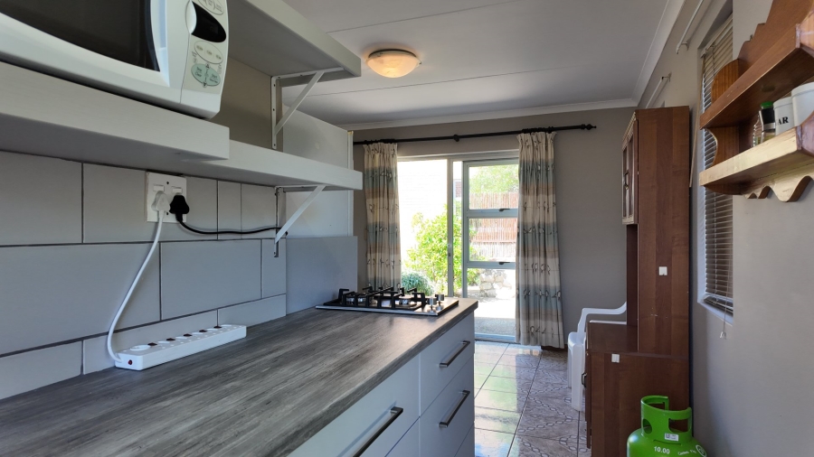 3 Bedroom Property for Sale in Stilbaai Wes Western Cape